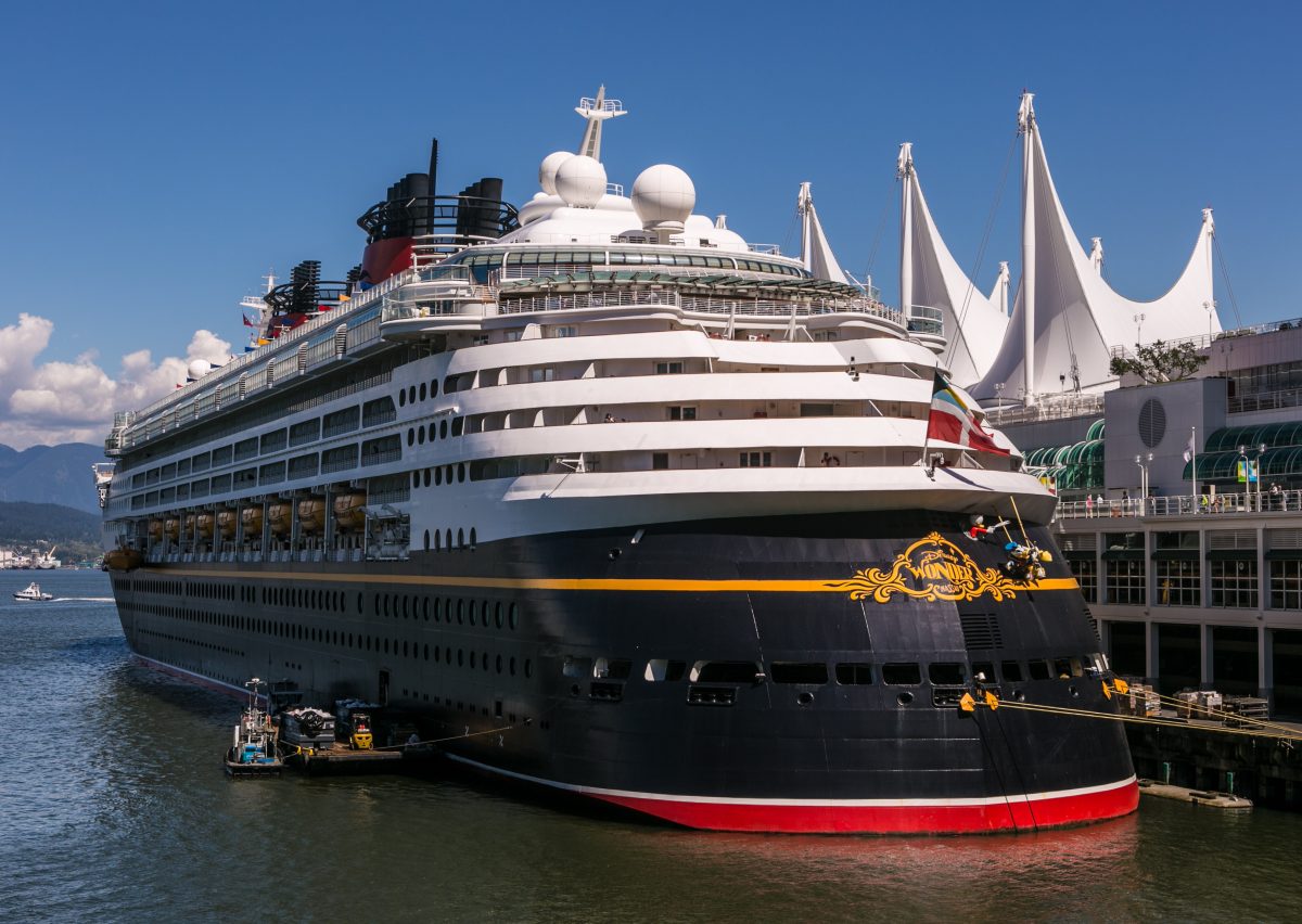 cruise ship for disney world