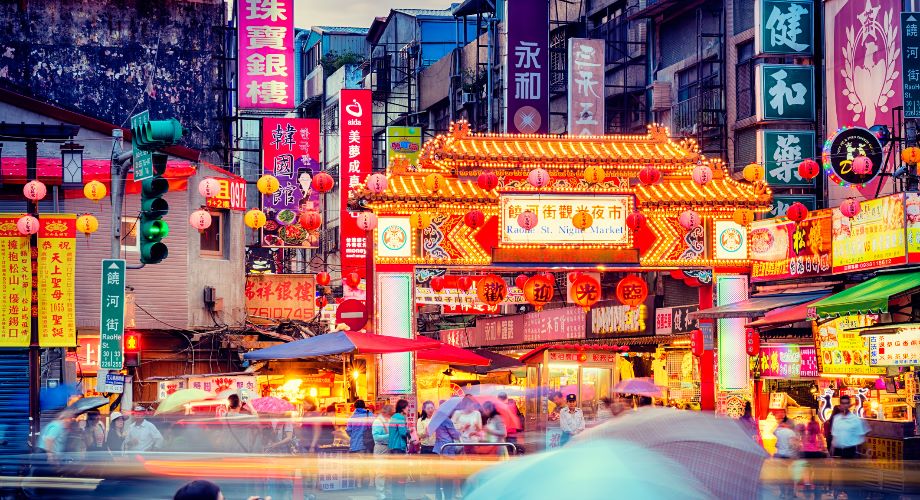 8 Noteworthy Landmarks For Your Taipei Taiwan Trip Itinerary - Travels and Whims
